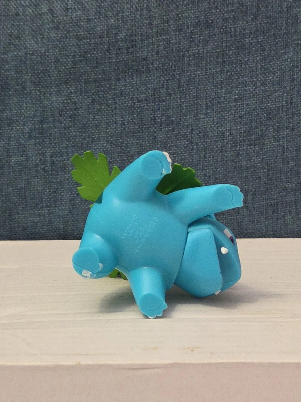 Nintendo Pokemon IVYSAUR 2.5" Vinyl Figure PVC 2015 Tomy Toy Kanto Collectible - Picture 13 of 16